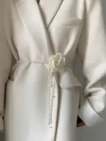 Perlen-Kamelien-Gürtel – Eleganter Taillenschmuck für Damen – Bild 5